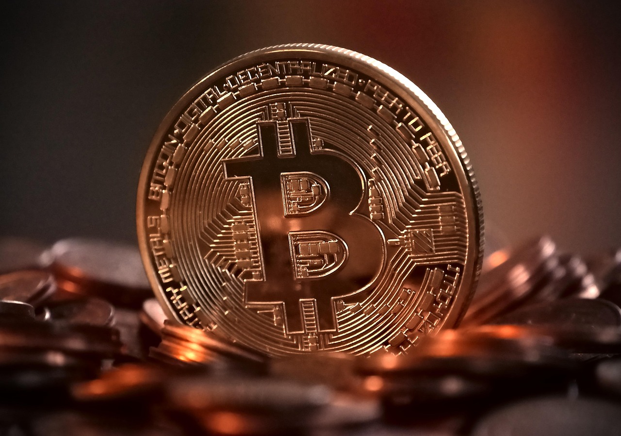 Meme币RFC逆势市值破一亿美元！KOL分享交易该币种的心路历程